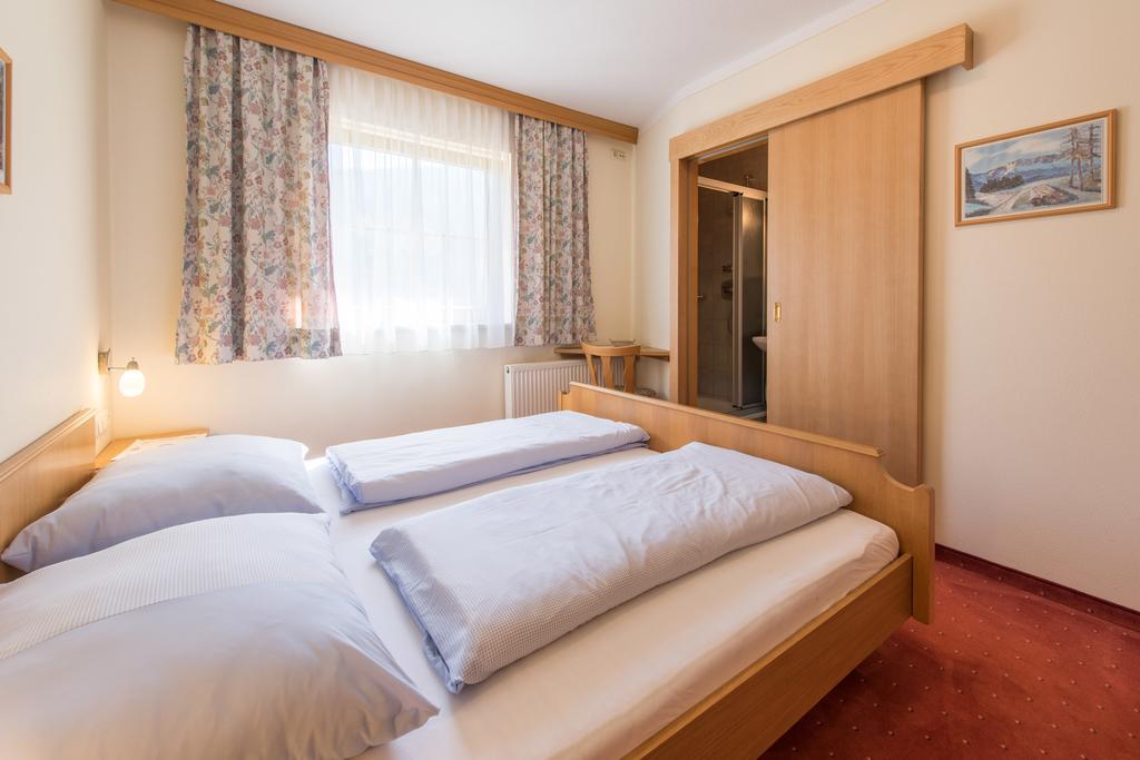 Oberauhof Villa ไคลนาร์ล ภายนอก รูปภาพ