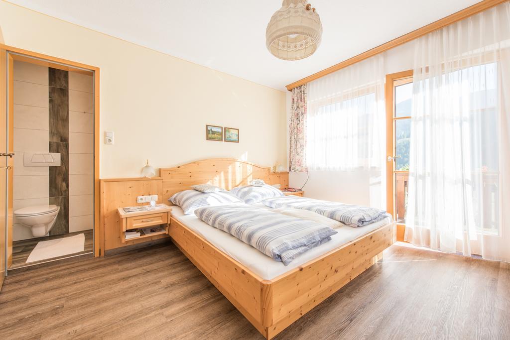 Oberauhof Villa ไคลนาร์ล ภายนอก รูปภาพ